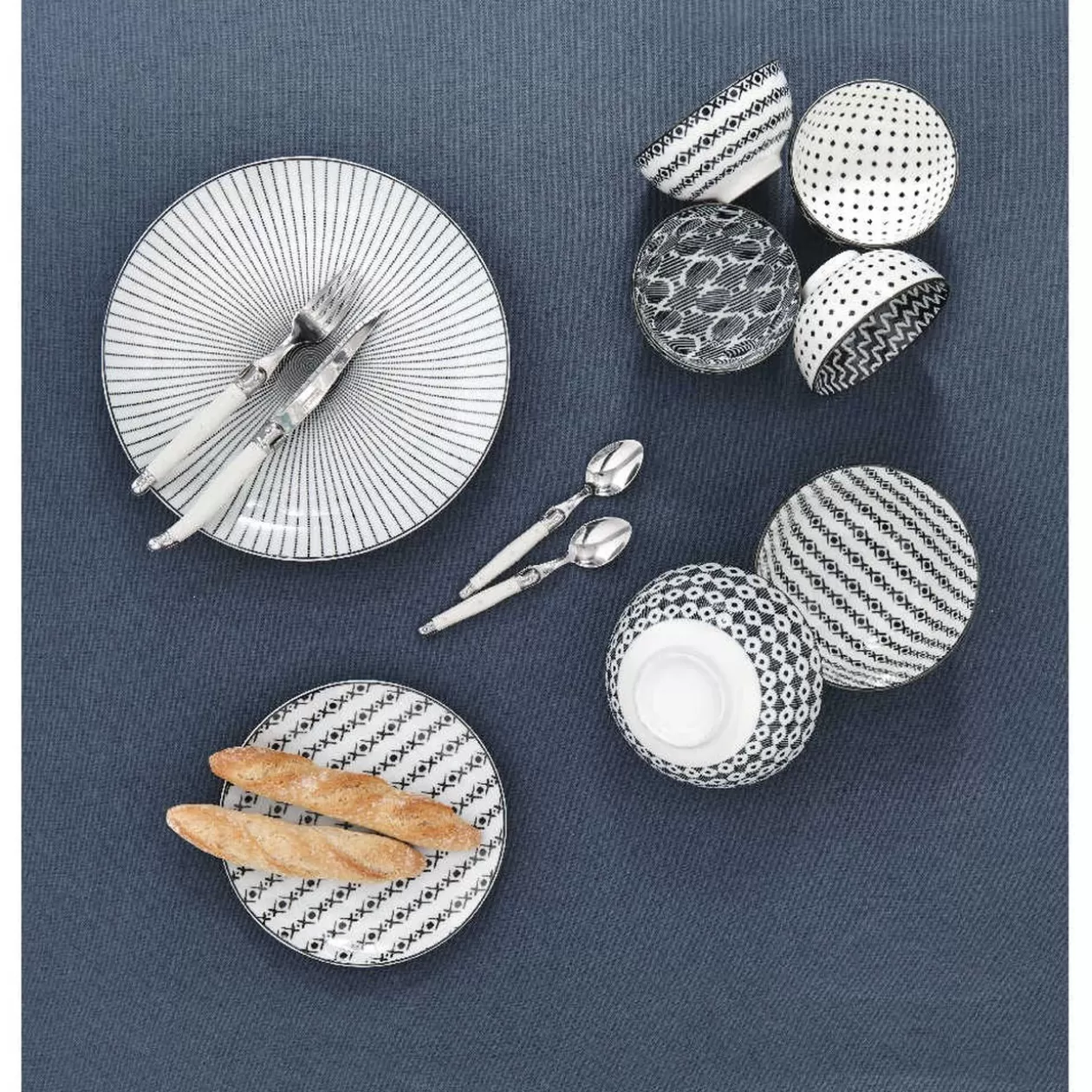 Assiette à dessert blanche motif ligne de croix noir>Gifi Cheap