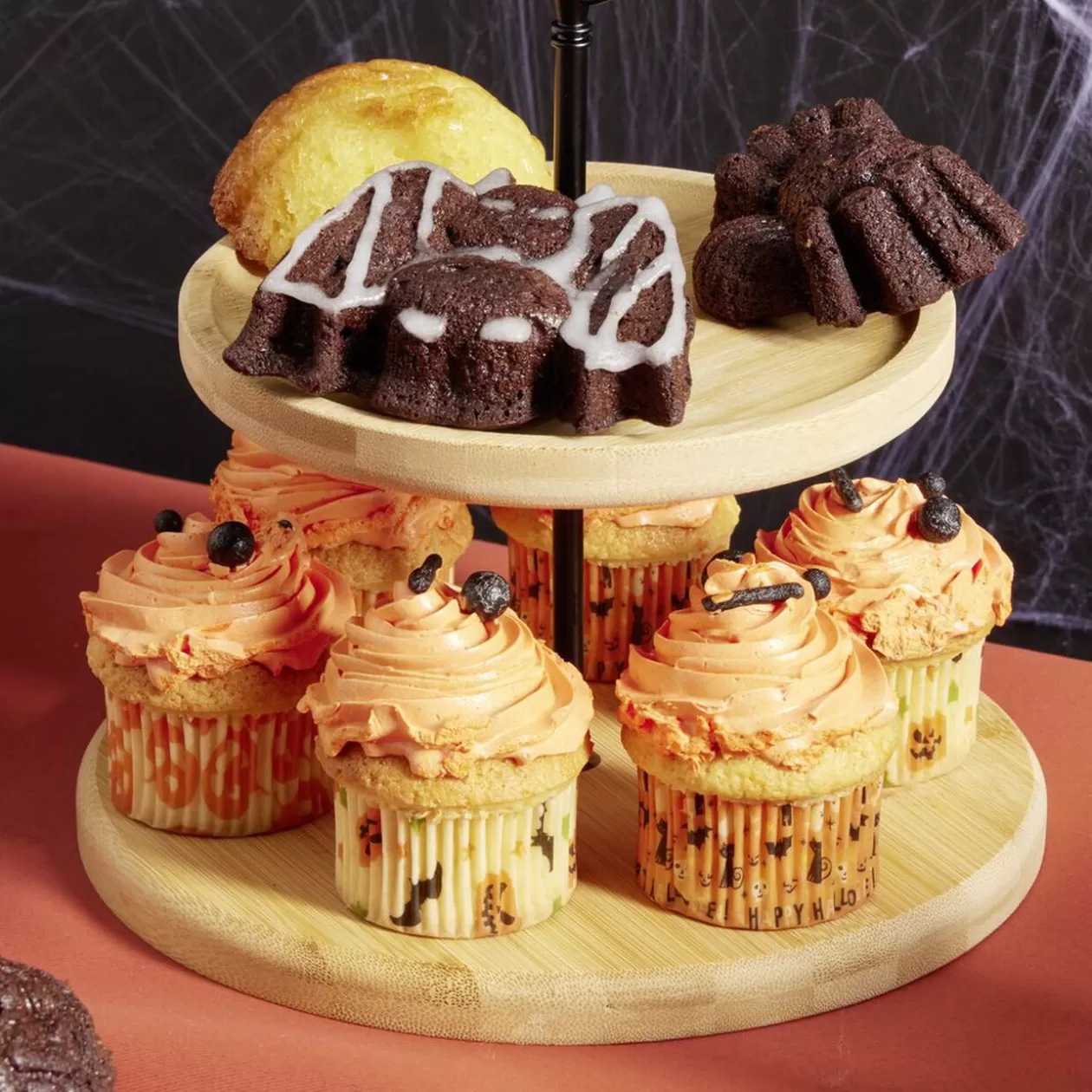 Gifi Caissette à muffin décor Halloween x150< Cuisson