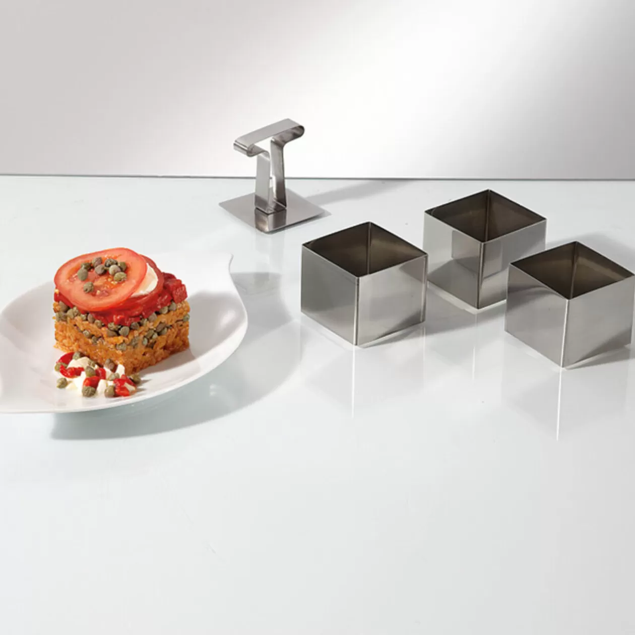 Gifi Carré de présentation X3 et poussoir< Cuisson