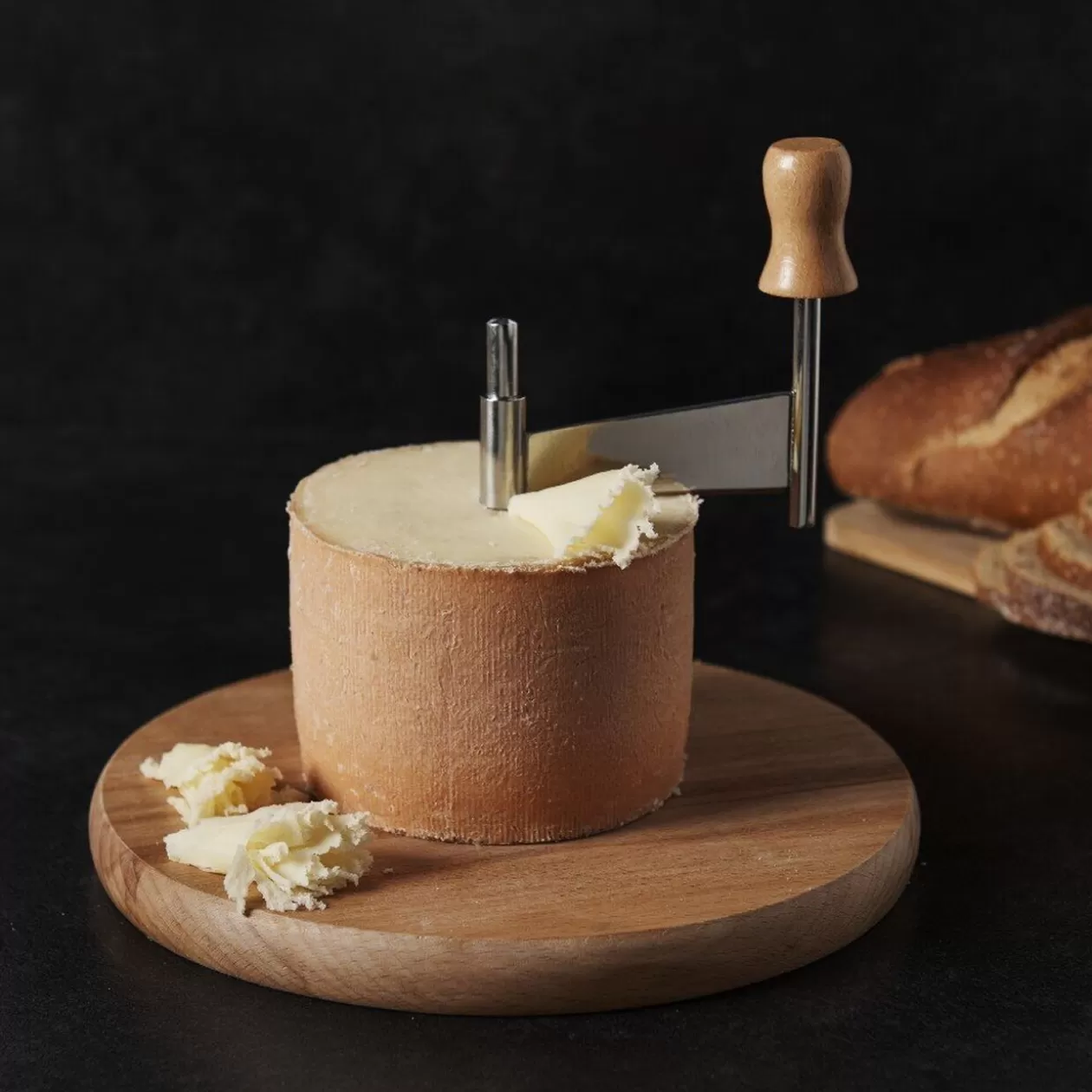 Gifi Friseur à fromage bois< Préparation Culinaire