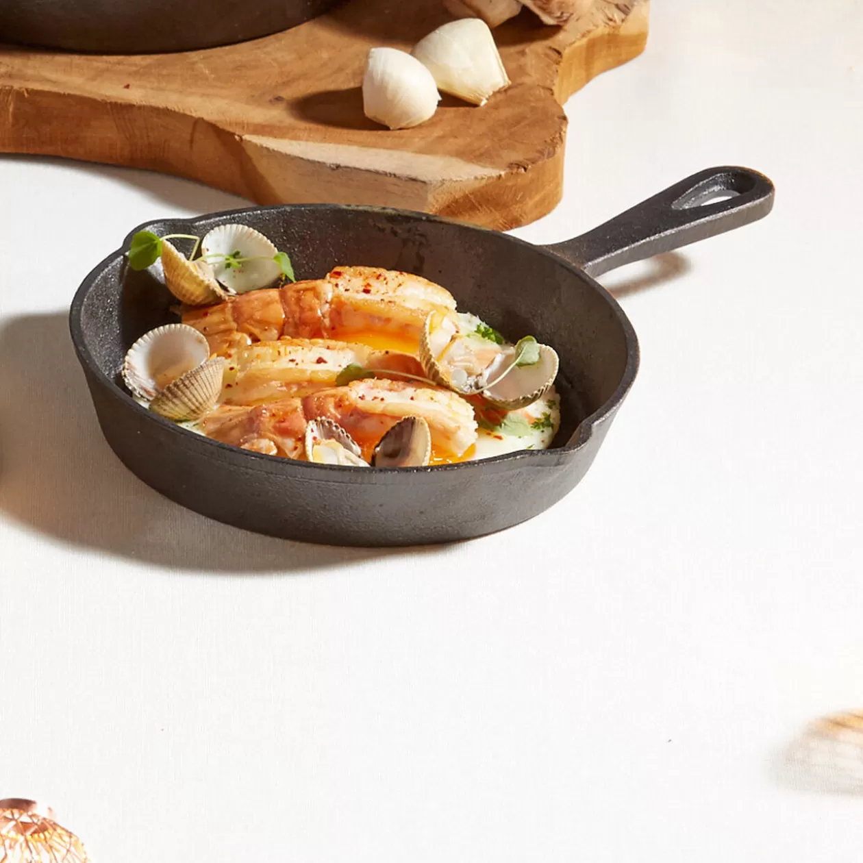 Gifi Mini plat à four rond en fonte avec manche< Cuisson