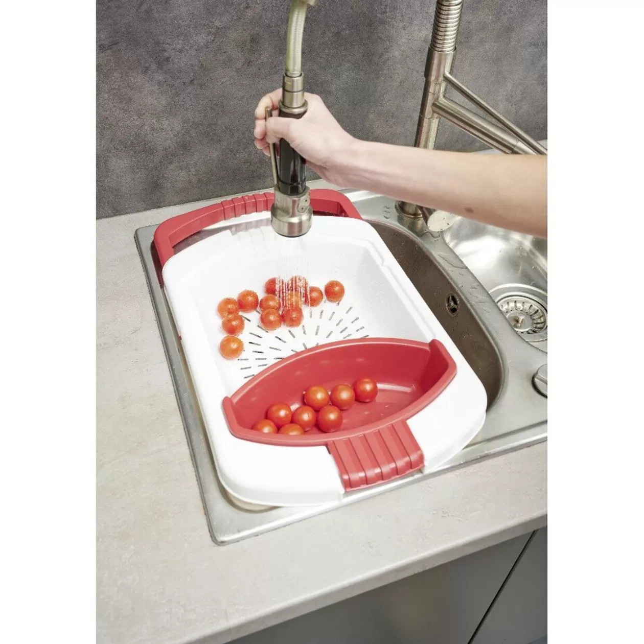 Gifi Passoire 2 en 1 planche à découper amovible rouge et blanche< Préparation Culinaire