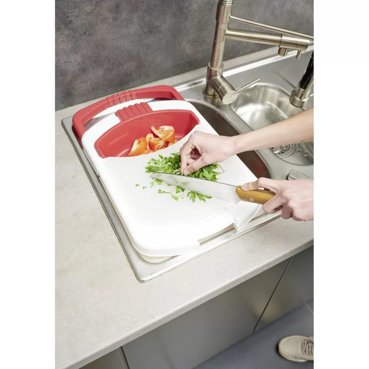 Gifi Passoire 2 en 1 planche à découper amovible rouge et blanche< Préparation Culinaire