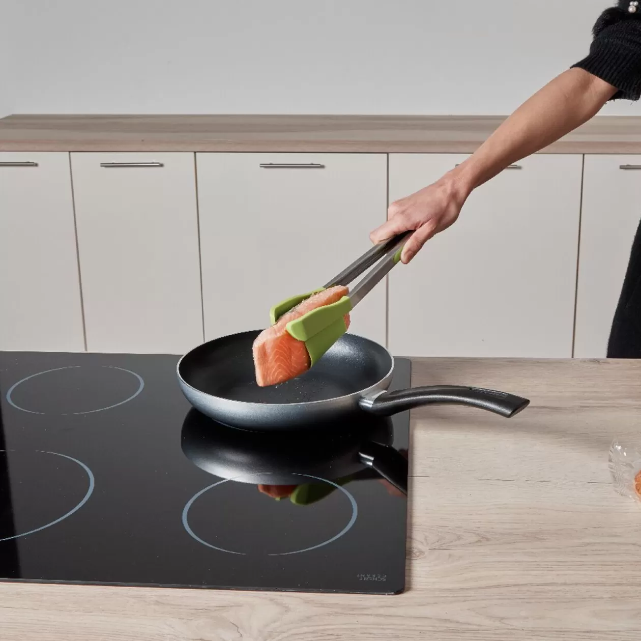 Gifi Pince spatule 2 en 1 inox silicone vert< Préparation Culinaire