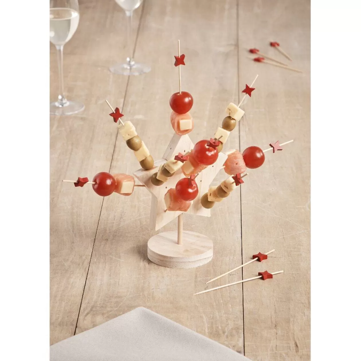 Support forme étoile bois avec 25 piques apéritif>Gifi Store